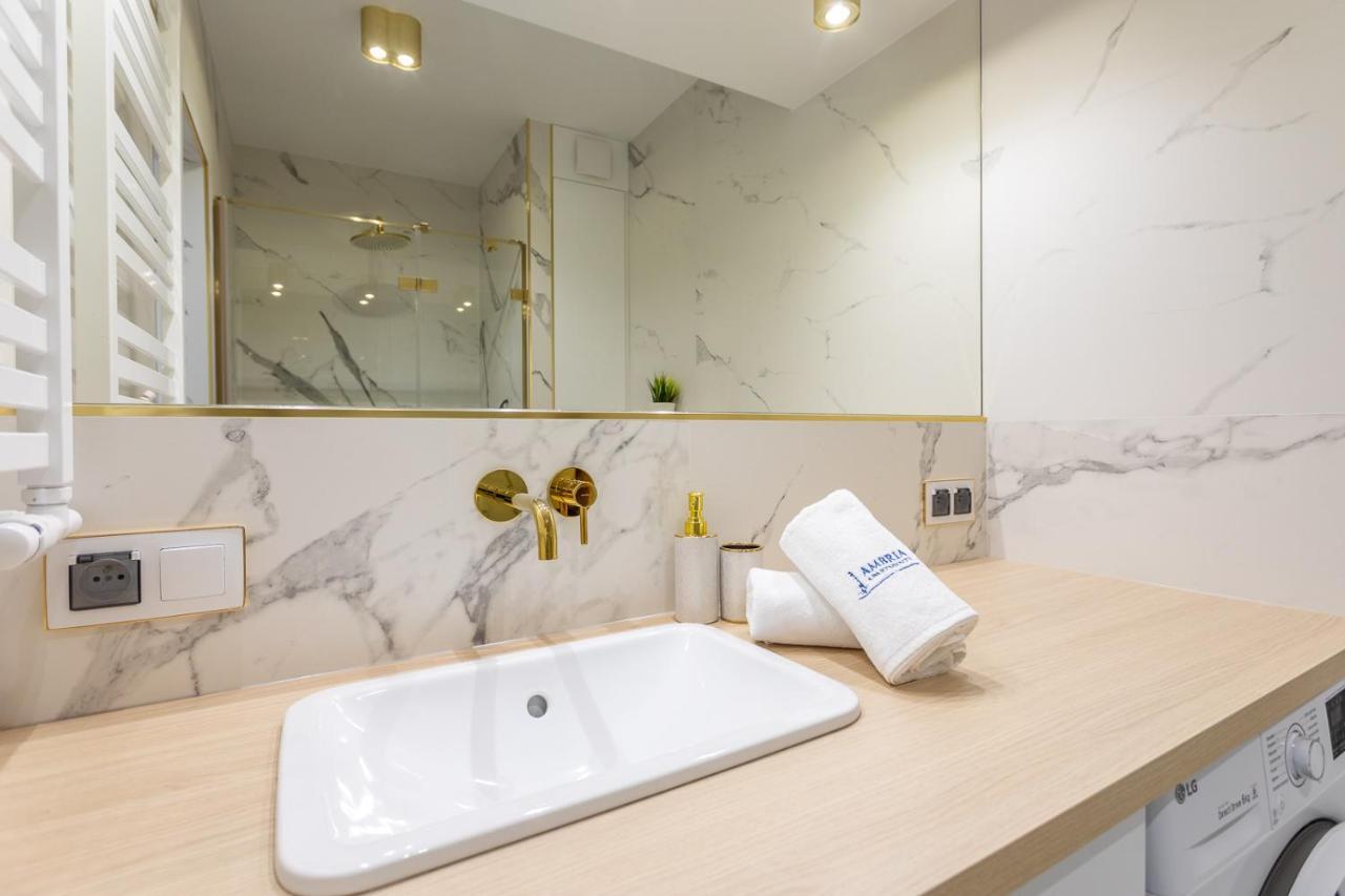 Ambria Apartments Debina Swinoujscie Bagian luar foto
